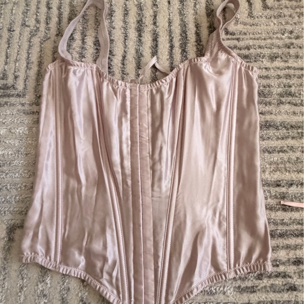 VS corset